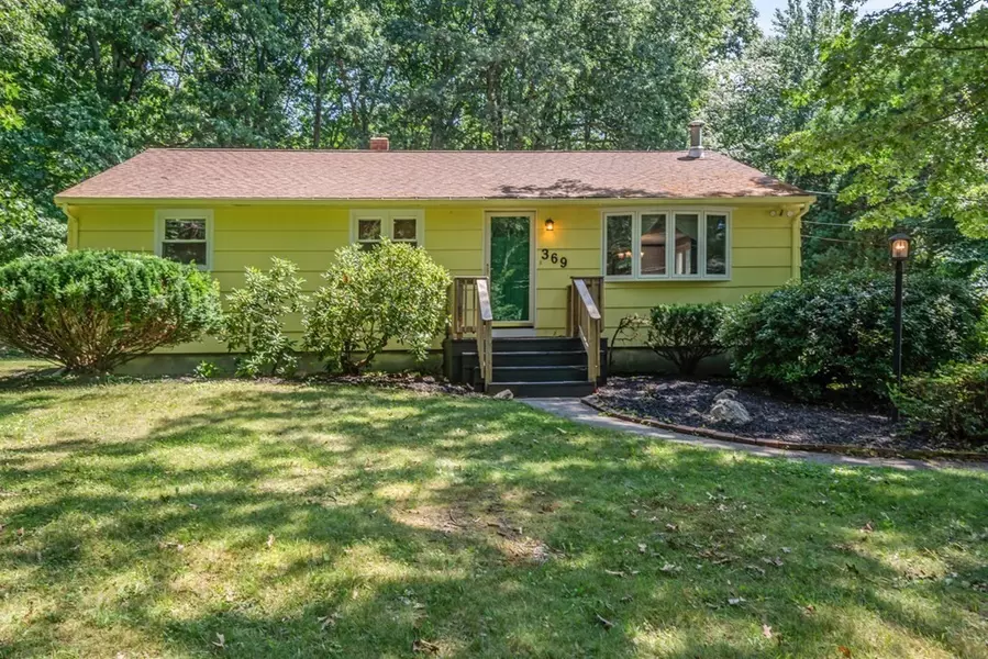 369 Central Tpke, Sutton, MA 01590