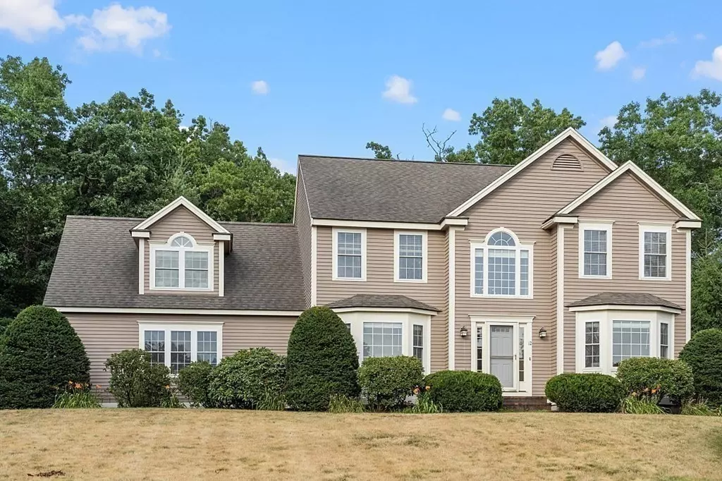 Littleton, MA 01460,12 Whitetail Way