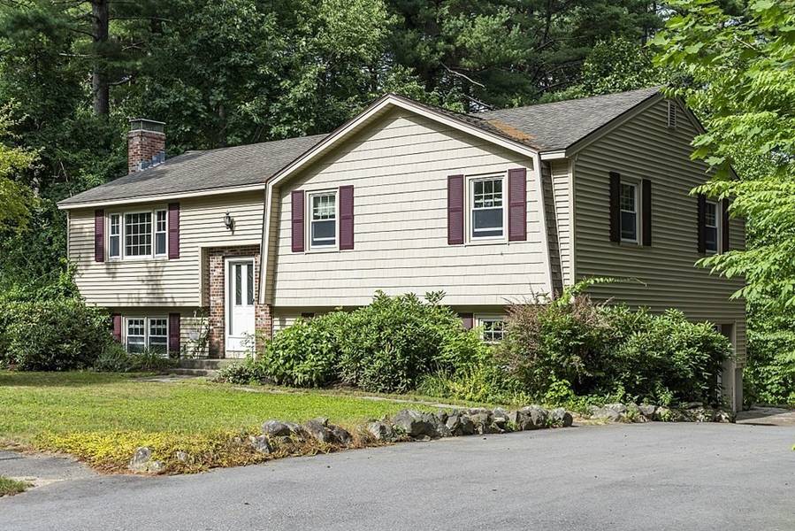 13 Bull Run, Holden, MA 01520