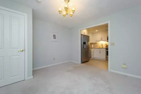 Tewksbury, MA 01876,240 Apache Way #240