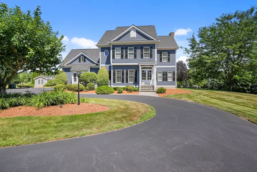 16 Wheaton Ave, Rehoboth, MA 02769