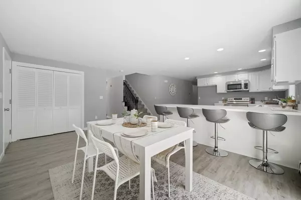 Portsmouth, NH 03801,575 Ocean Rd