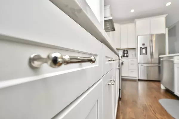 Dedham, MA 02026,49 Reed St