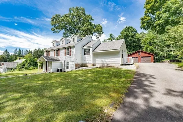 Granby, MA 01033,19 North Street