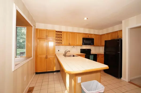 Shrewsbury, MA 01545,21 Brookdale Cir #21