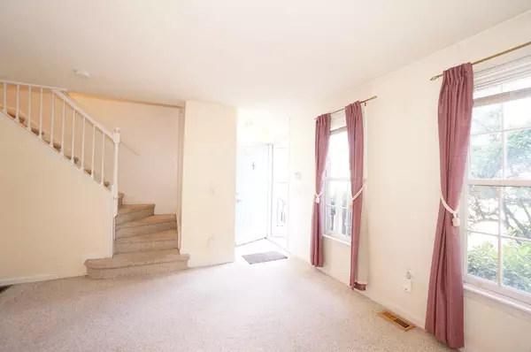 Shrewsbury, MA 01545,21 Brookdale Cir #21