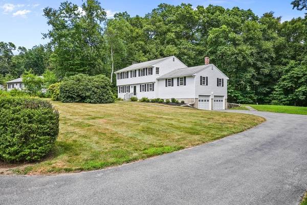 Rehoboth, MA 02769,30 Colonial Way