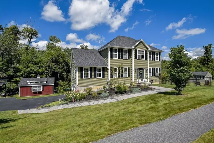 43 Draper Woods Rd, Sturbridge, MA 01518