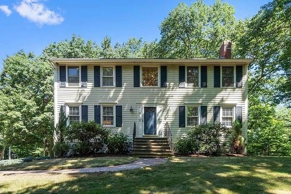 15 Sullivan St, North Andover, MA 01845