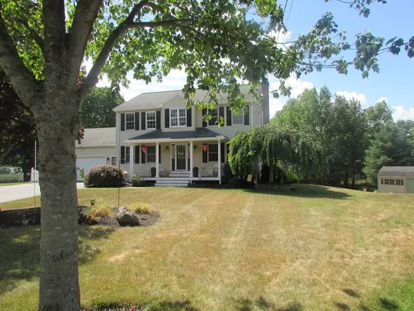 8 Twins Circle, Attleboro, MA 02703