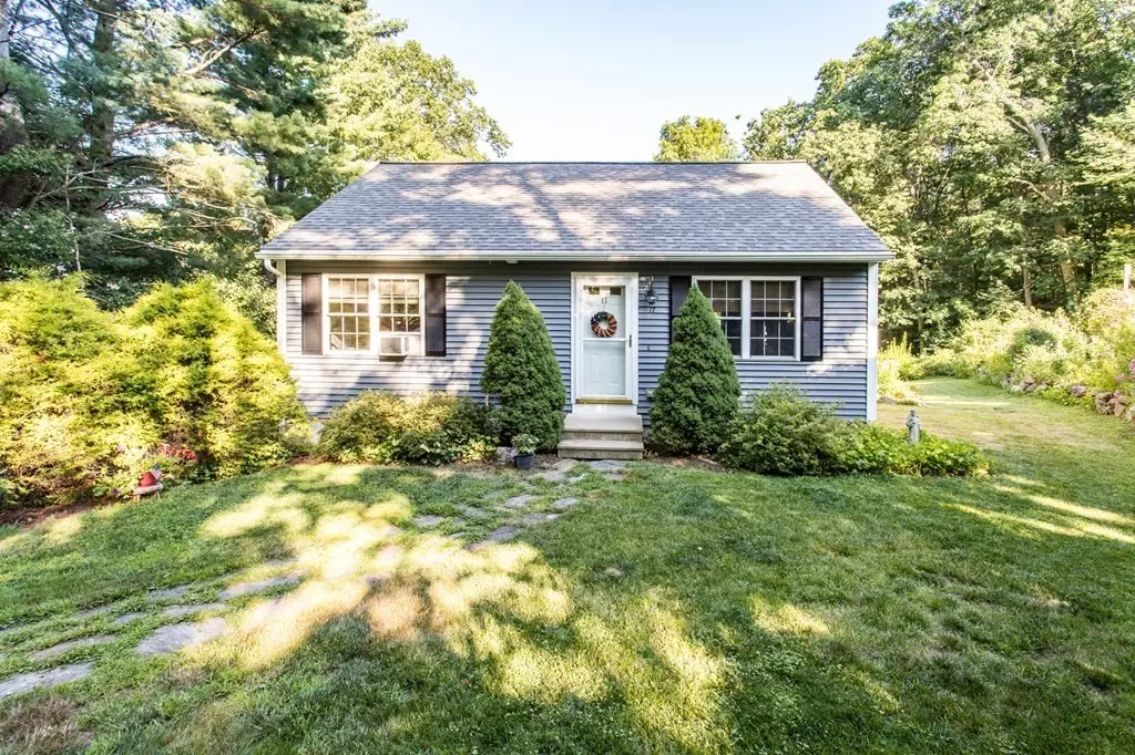 West Brookfield, MA 01585,17 Atwater Pl