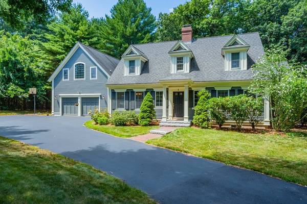 8 Boxwood Ln, Lexington, MA 02420