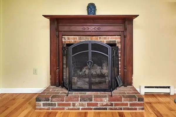Whately, MA 01373,80 Long Plain Rd
