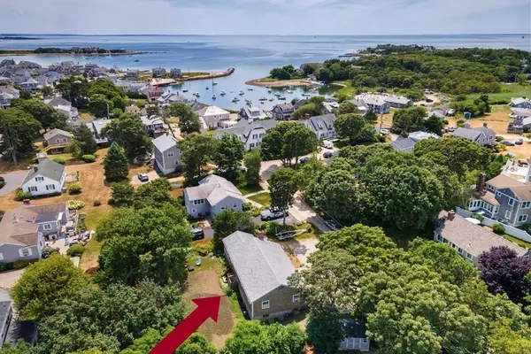 6 Cove Road, Falmouth, MA 02556