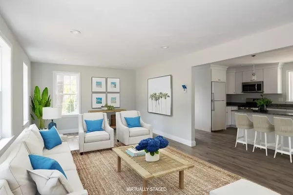 7 Dove Ave, Wareham, MA 02538