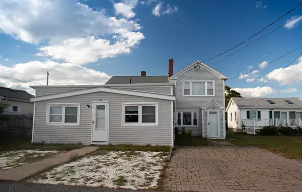 48 Wankinquoah Ave, Wareham, MA 02571