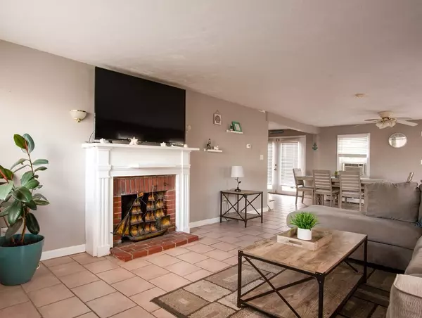 Wareham, MA 02571,48 Wankinquoah Ave