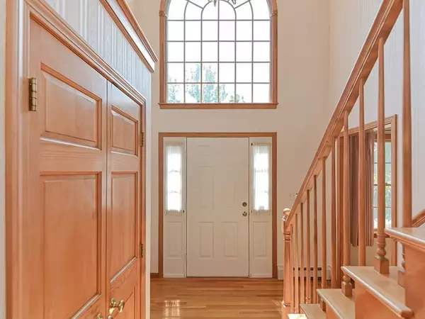 Franklin, MA 02038,124 Eric Dr