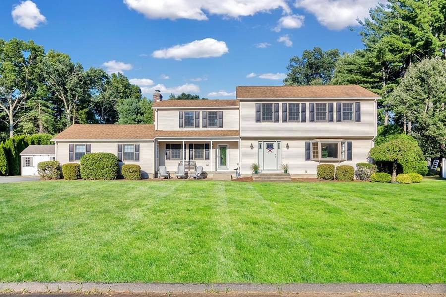 66 Tanglewood Dr, East Longmeadow, MA 01028