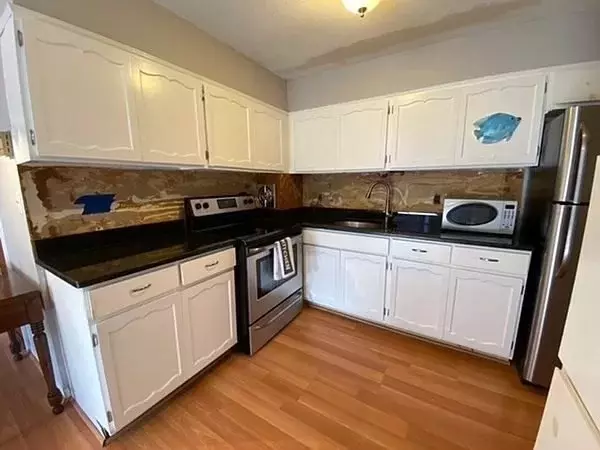 144 West St #8, Leominster, MA 01453