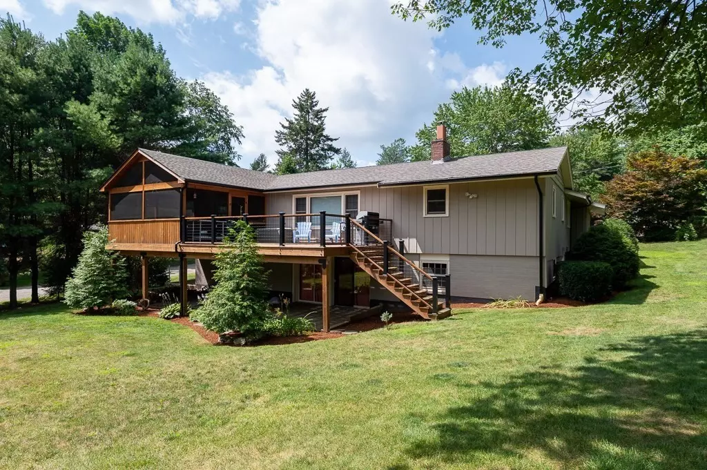 Paxton, MA 01612,17 Walbridge Rd