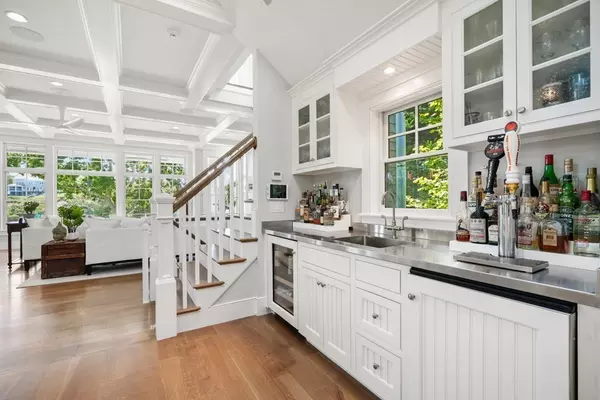 Chatham, MA 02633,87 Aunt Nabbys Ln