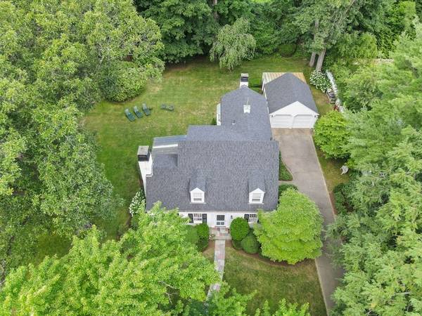 60 Windsor Road, Wellesley, MA 02481