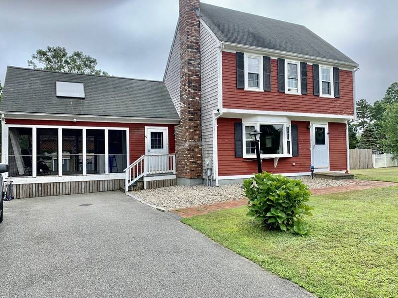 5 Jasper Ln, Sandwich, MA 02644