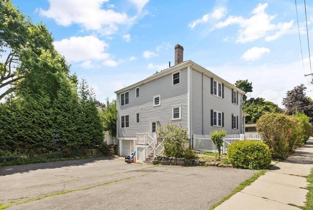 Winchester, MA 01890,121 Loring Avenue #1