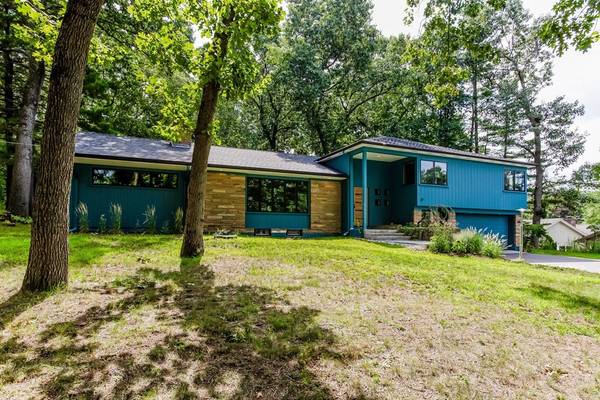 47 Ridge Road, Longmeadow, MA 01106