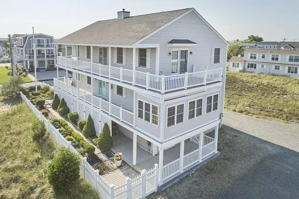 Seabrook, NH 03874,49 Atlantic Ave