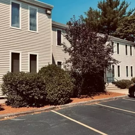 Chelmsford, MA 01824,3 Courthouse Lane #8