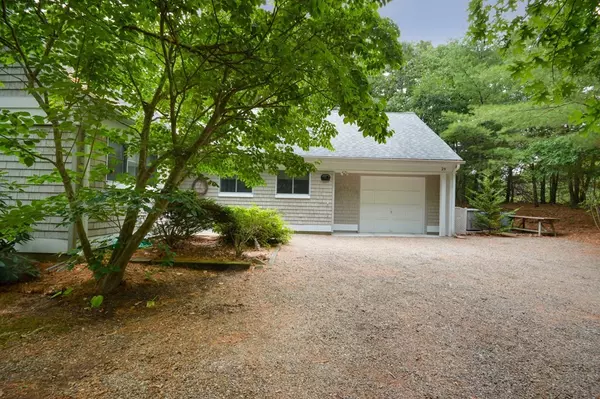 Falmouth, MA 02536,29 Lochstead Dr