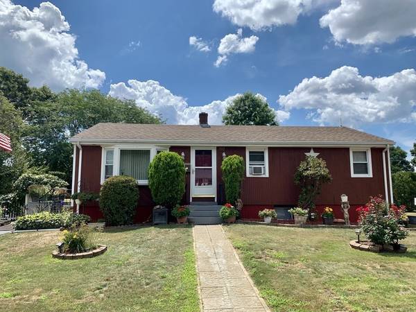 585 Nichols St, Fall River, MA 02720