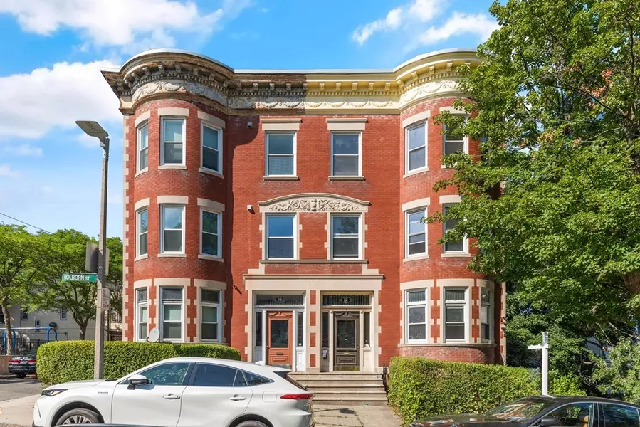 12 Holborn St, Boston, MA 02121
