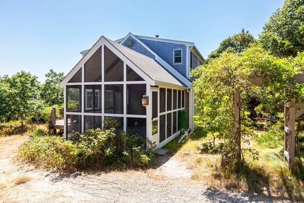 Truro, MA 02666,8 Sylvias Way