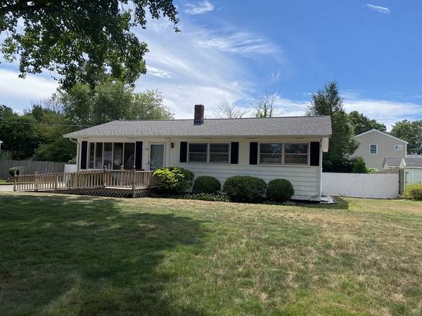 58 Longview Rd, New Bedford, MA 02745