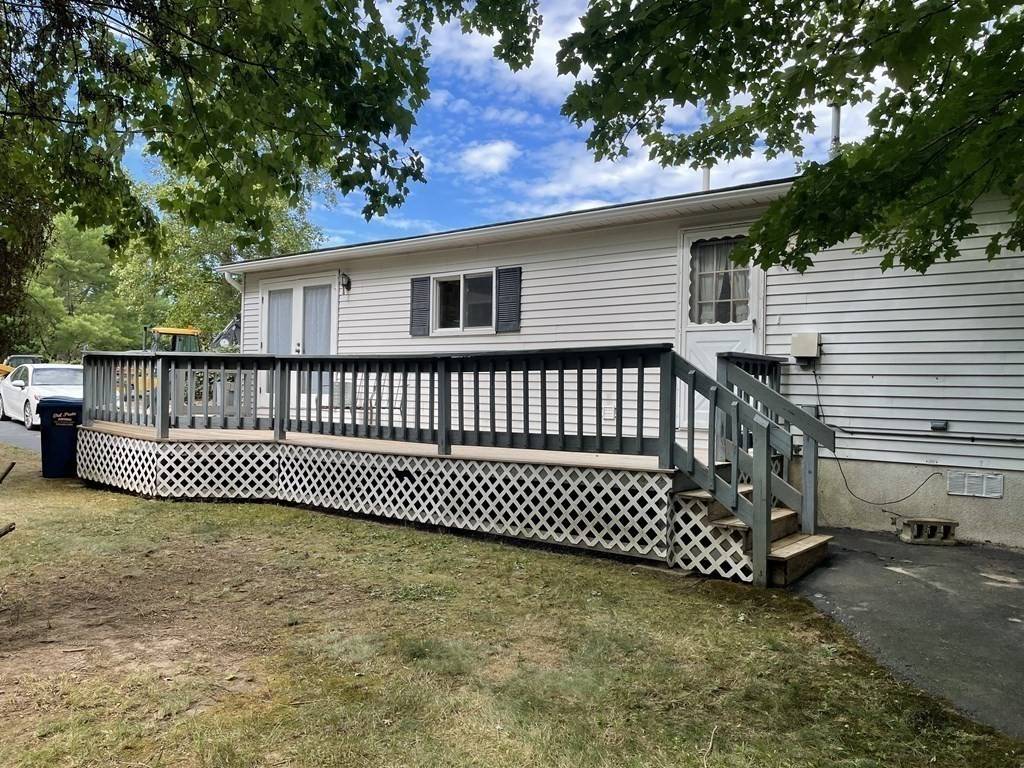 Rockland, MA 02370,4 Dogwood Circle