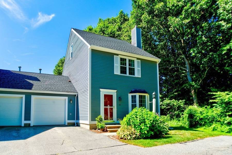 68 Whittier Meadows Drive #68, Amesbury, MA 01913