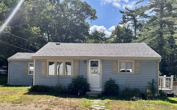 2 Wright Blvd, Lakeville, MA 02347