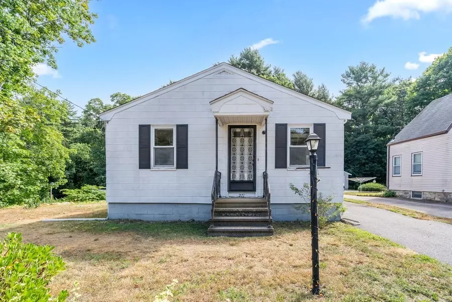 271 South Street, Holbrook, MA 02343