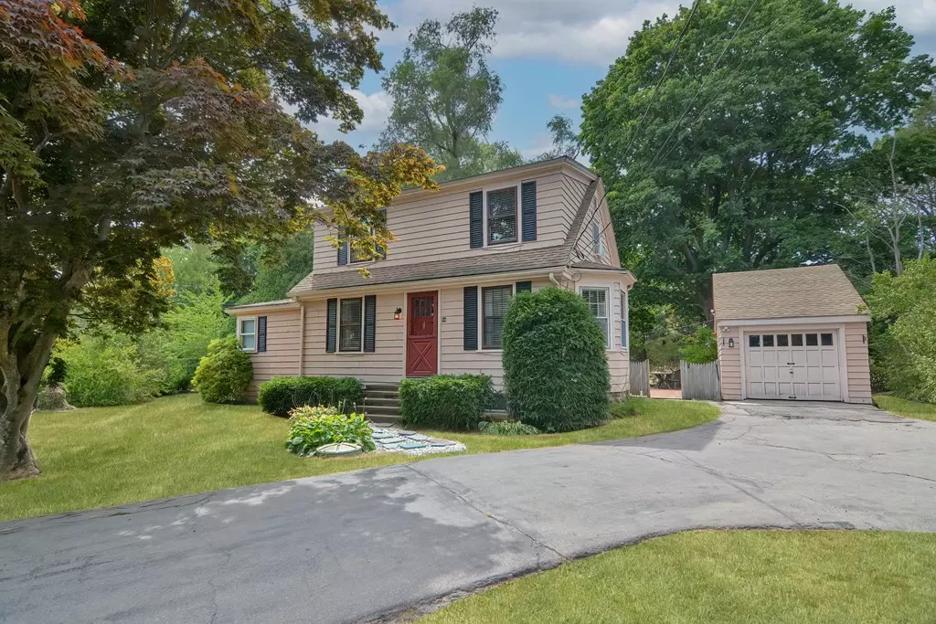 Plainville, MA 02762,58 Taunton St