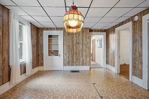 Lynn, MA 01902,20 Pinkham Street