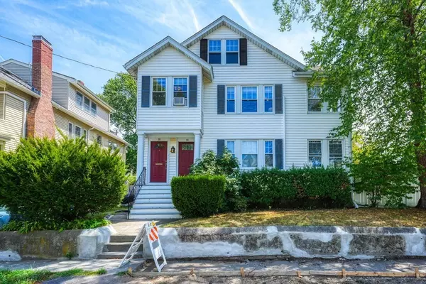 16 Leslie Rd #16, Belmont, MA 02478