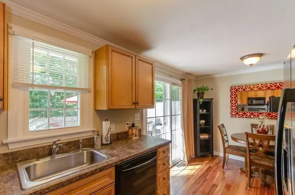 Agawam, MA 01001,64 Corey Colonial #64