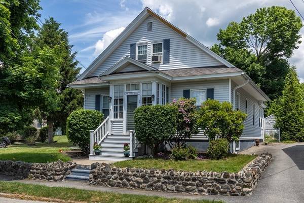 58 Linden Ave, North Andover, MA 01845