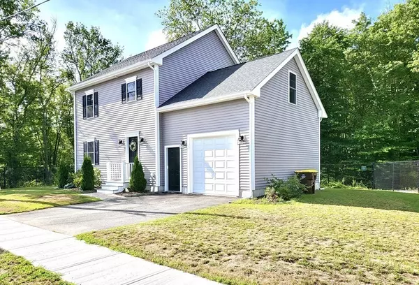 Fall River, MA 02720,255 Lucille Ln