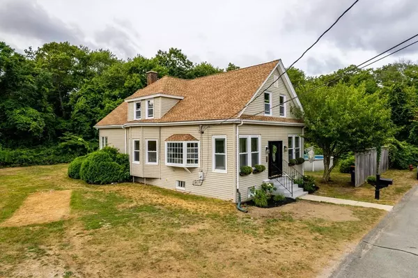 70 Hathaway Street, Fairhaven, MA 02719