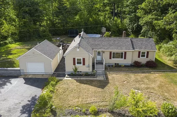 515 W Townsend Rd, Lunenburg, MA 01462