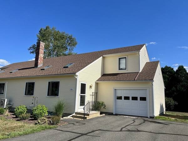 8 Duncan Drive #B, Deerfield, MA 01373